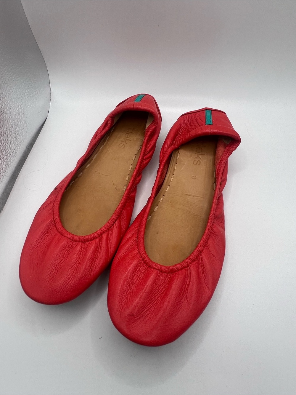 Tieks poppy Leather Ballet Flats with Teal Heel Tab size 8